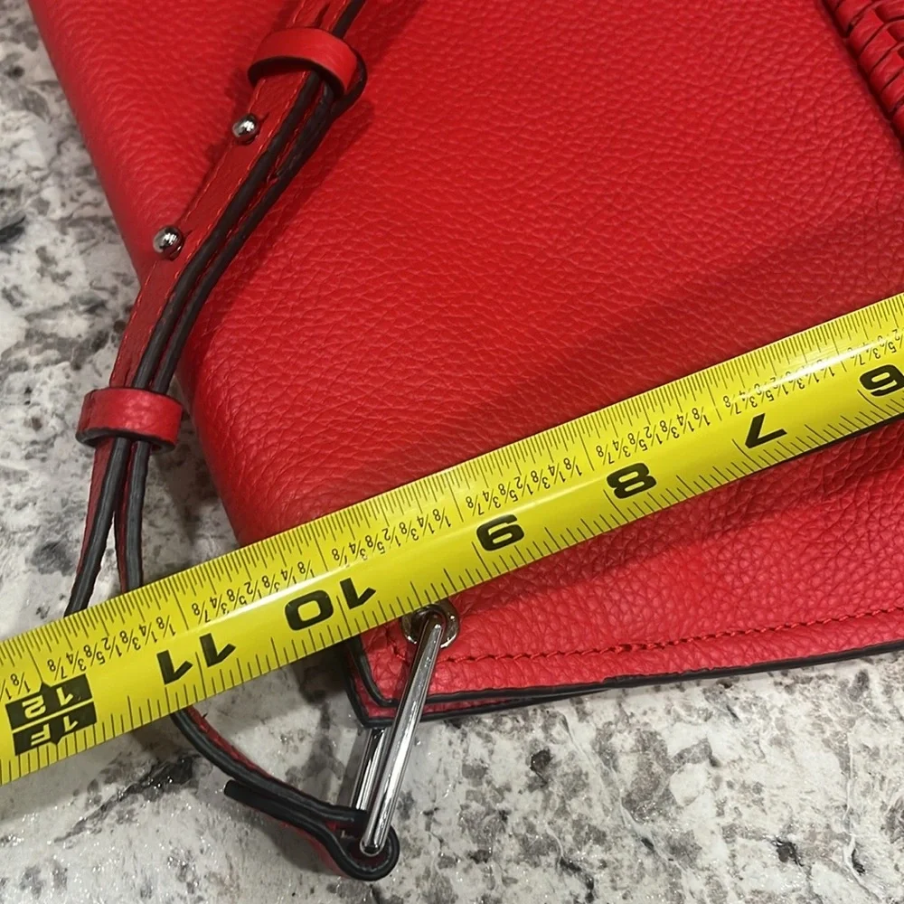 Vince Camuto vince camuto